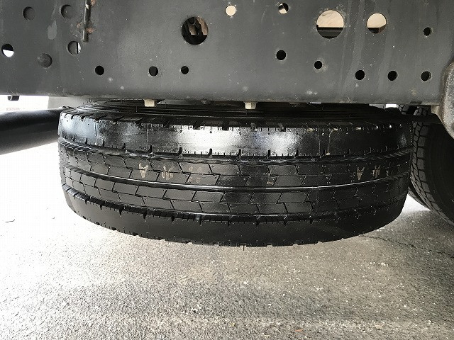 いすゞ エルフ TPG-NPR85AR(2WD)の写真40