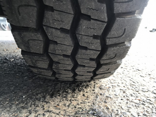 いすゞ エルフ TPG-NPR85AR(2WD)の写真41