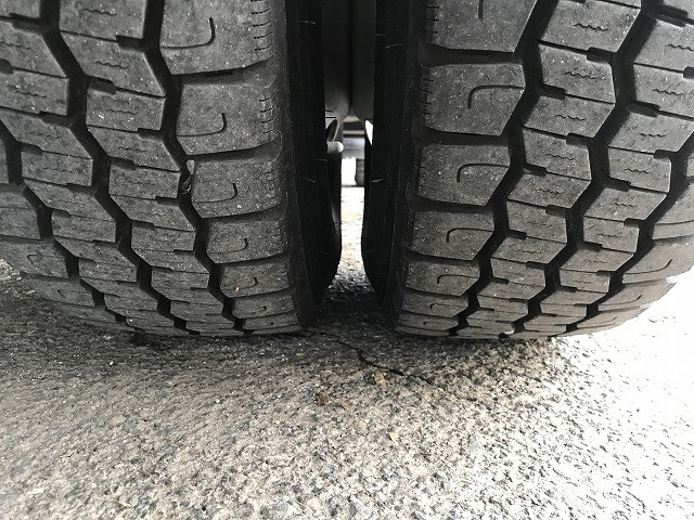 いすゞ エルフ TPG-NPR85AR(2WD)の写真44