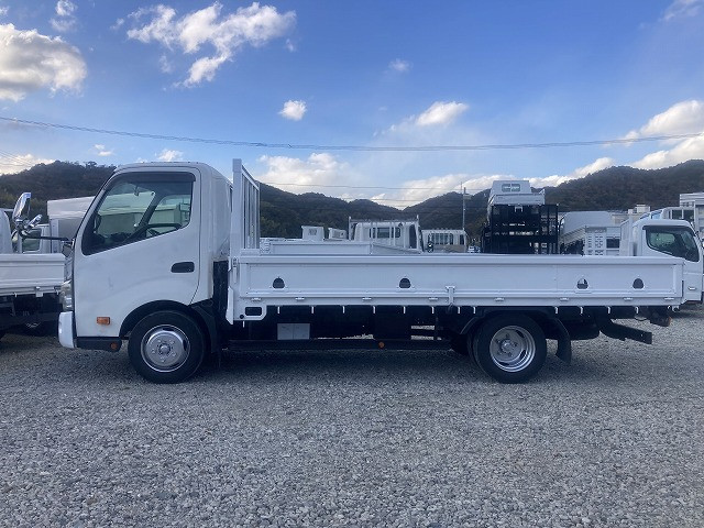 日野 デュトロ SKG-XZC710M(2WD)の写真4