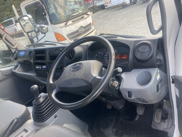 日野 デュトロ SKG-XZC710M(2WD)の写真29