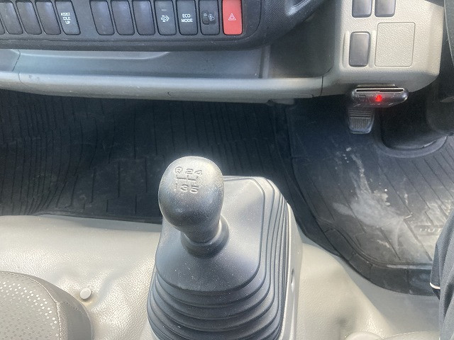 日野 デュトロ SKG-XZC710M(2WD)の写真30