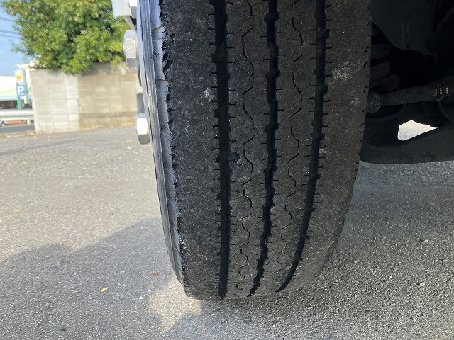 マツダ タイタン PB-LKR81AR(2WD)の写真24