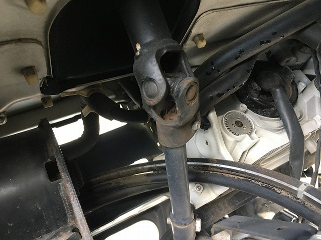 いすゞ エルフ BKG-NKR85A(2WD)の写真32