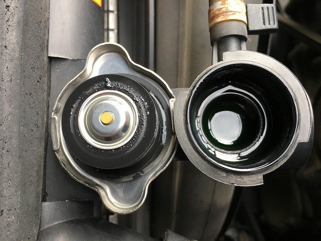 いすゞ エルフ BKG-NKR85A(2WD)の写真36