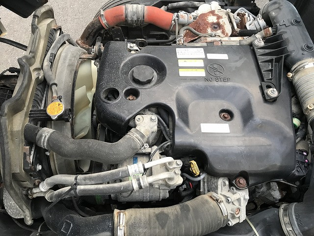 いすゞ エルフ TRG-NLR85AR(2WD)の写真20