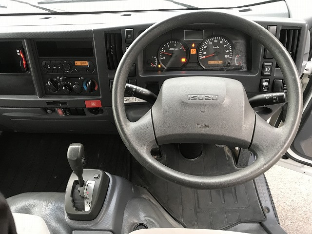 いすゞ エルフ TRG-NLR85AR(2WD)の写真27