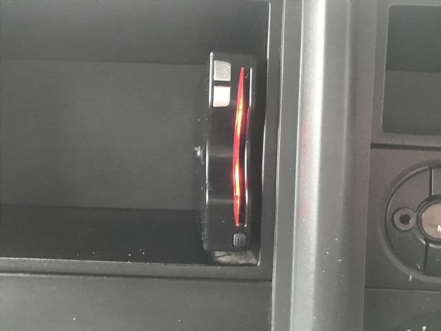 いすゞ エルフ TRG-NLR85AR(2WD)の写真31