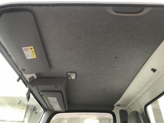 いすゞ エルフ TRG-NLR85AR(2WD)の写真38