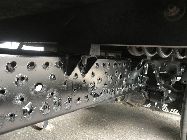 いすゞ エルフ TRG-NLR85AR(2WD)の写真39