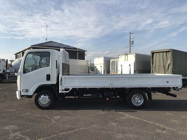 いすゞ エルフ 2PG-NPS88AR(4WD)の写真4