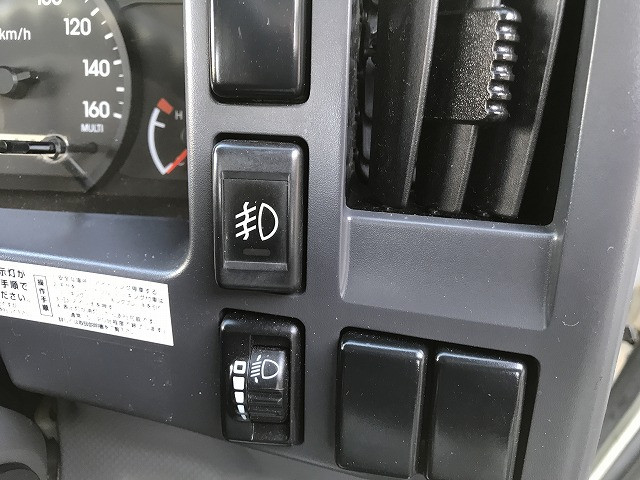 いすゞ エルフ 2PG-NPS88AR(4WD)の写真31