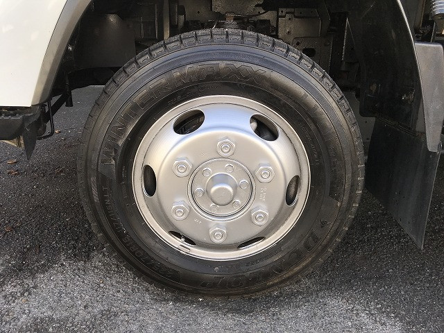 いすゞ エルフ 2PG-NPS88AR(4WD)の写真37