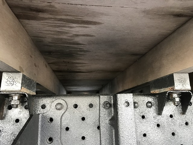 いすゞ エルフ 2PG-NPS88AR(4WD)の写真47