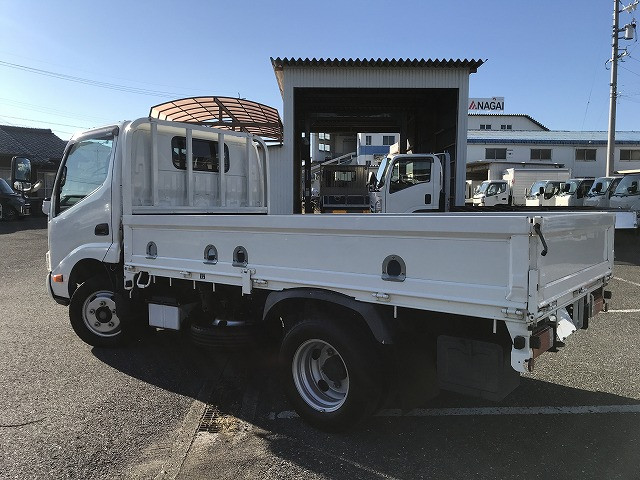日野 デュトロ 2RG-XZC605M(2WD)の写真6
