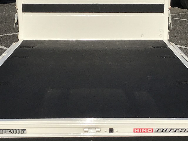 日野 デュトロ 2RG-XZC605M(2WD)の写真16