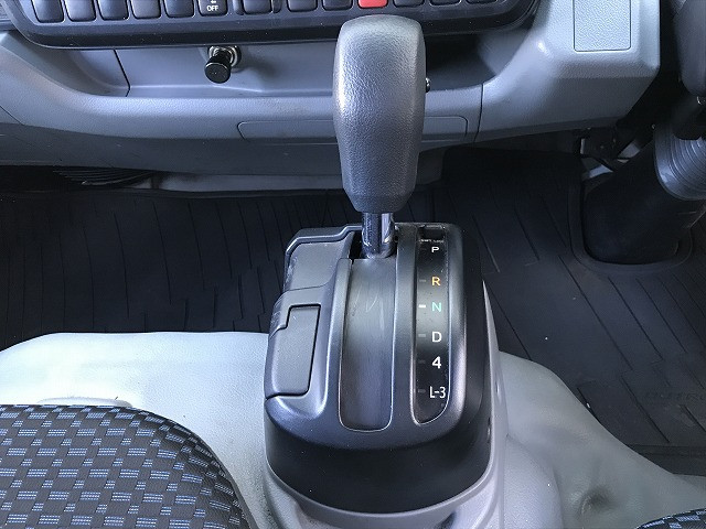 日野 デュトロ 2RG-XZC605M(2WD)の写真35