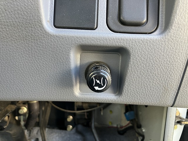 三菱 キャンターガッツ KG-FB70AB(2WD)の写真24