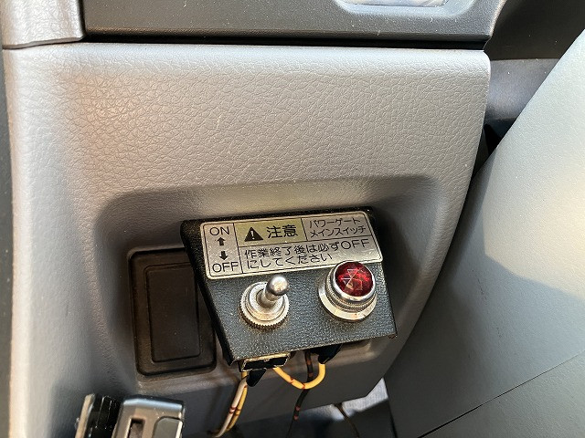 三菱 キャンターガッツ KG-FB70AB(2WD)の写真25