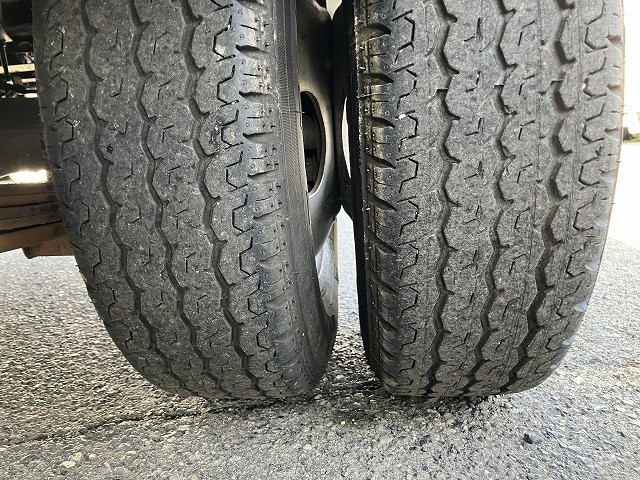 三菱 キャンターガッツ KG-FB70AB(2WD)の写真37