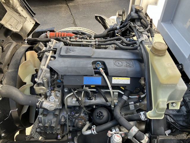 三菱 キャンター TPG-FEA50(2WD)の写真25