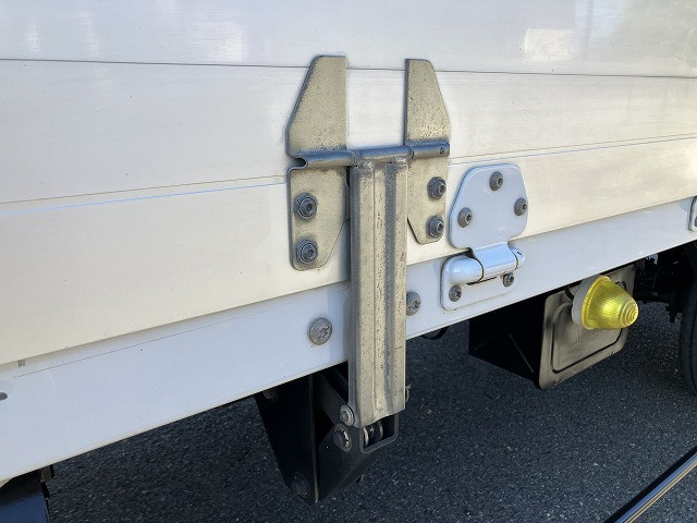 三菱 キャンター TPG-FEA50(2WD)の写真31