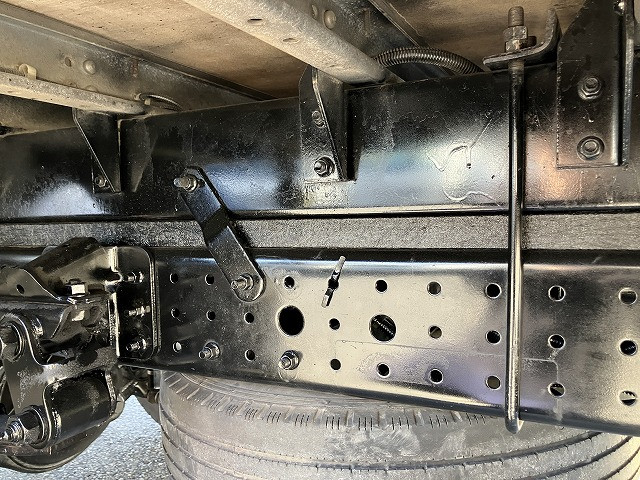 三菱 キャンター TPG-FEA50(2WD)の写真35