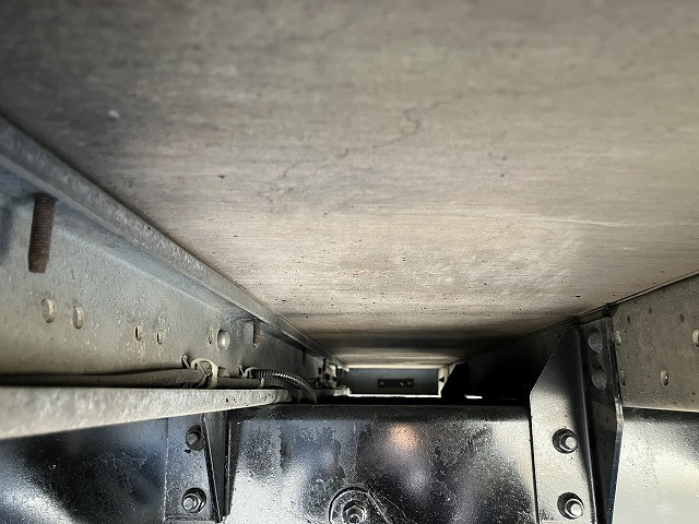 三菱 キャンター TPG-FEA50(2WD)の写真36