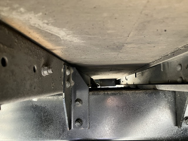 三菱 キャンター TPG-FEA50(2WD)の写真38