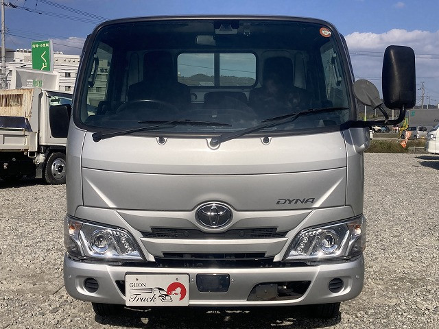 トヨタ ダイナ 3BF-TRY230(2WD)の写真2