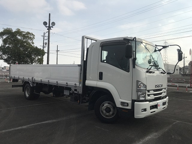 いすゞ フォワード TKG-FRR90S2(2WD)の写真3