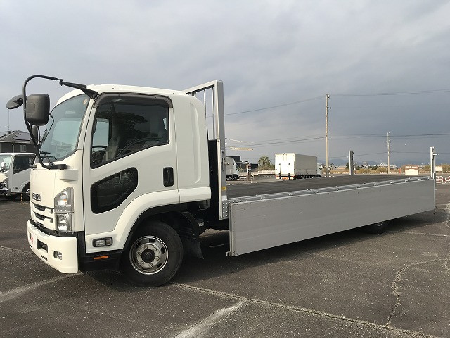 いすゞ フォワード TKG-FRR90S2(2WD)の写真9