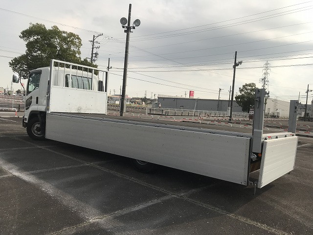 いすゞ フォワード TKG-FRR90S2(2WD)の写真11