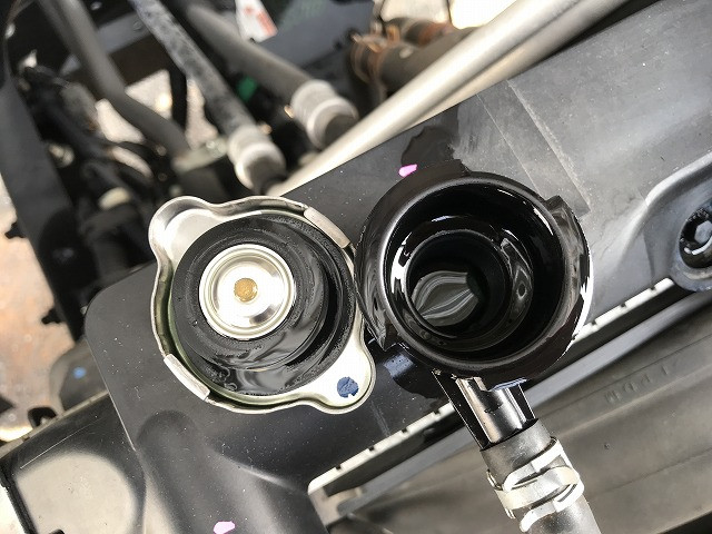 いすゞ フォワード TKG-FRR90S2(2WD)の写真20