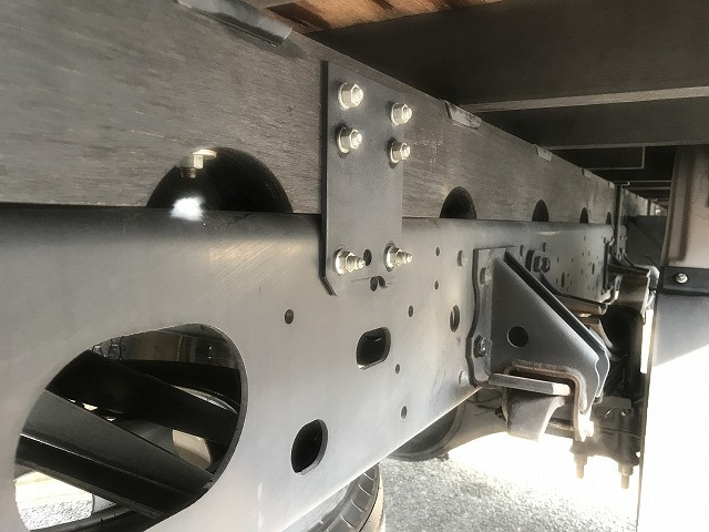 いすゞ フォワード TKG-FRR90S2(2WD)の写真25