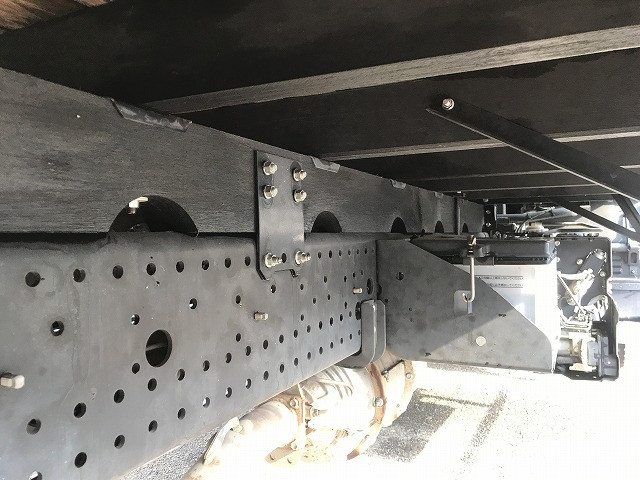 いすゞ フォワード TKG-FRR90S2(2WD)の写真26