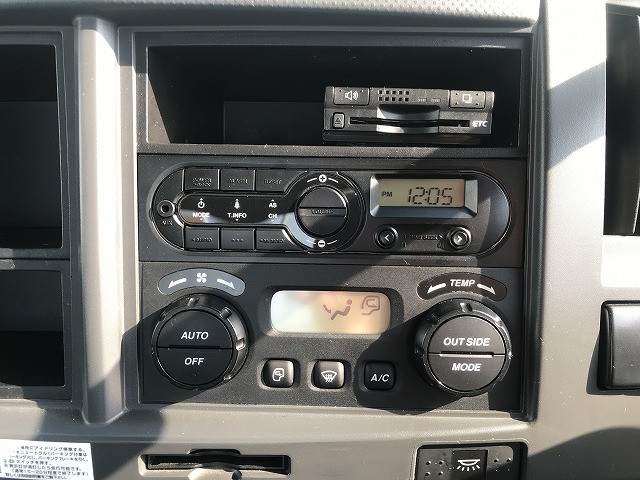 いすゞ フォワード TKG-FRR90S2(2WD)の写真33