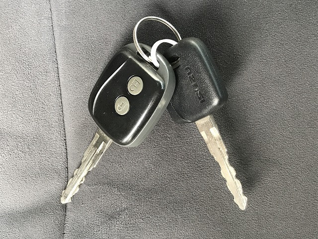 いすゞ フォワード TKG-FRR90S2(2WD)の写真44