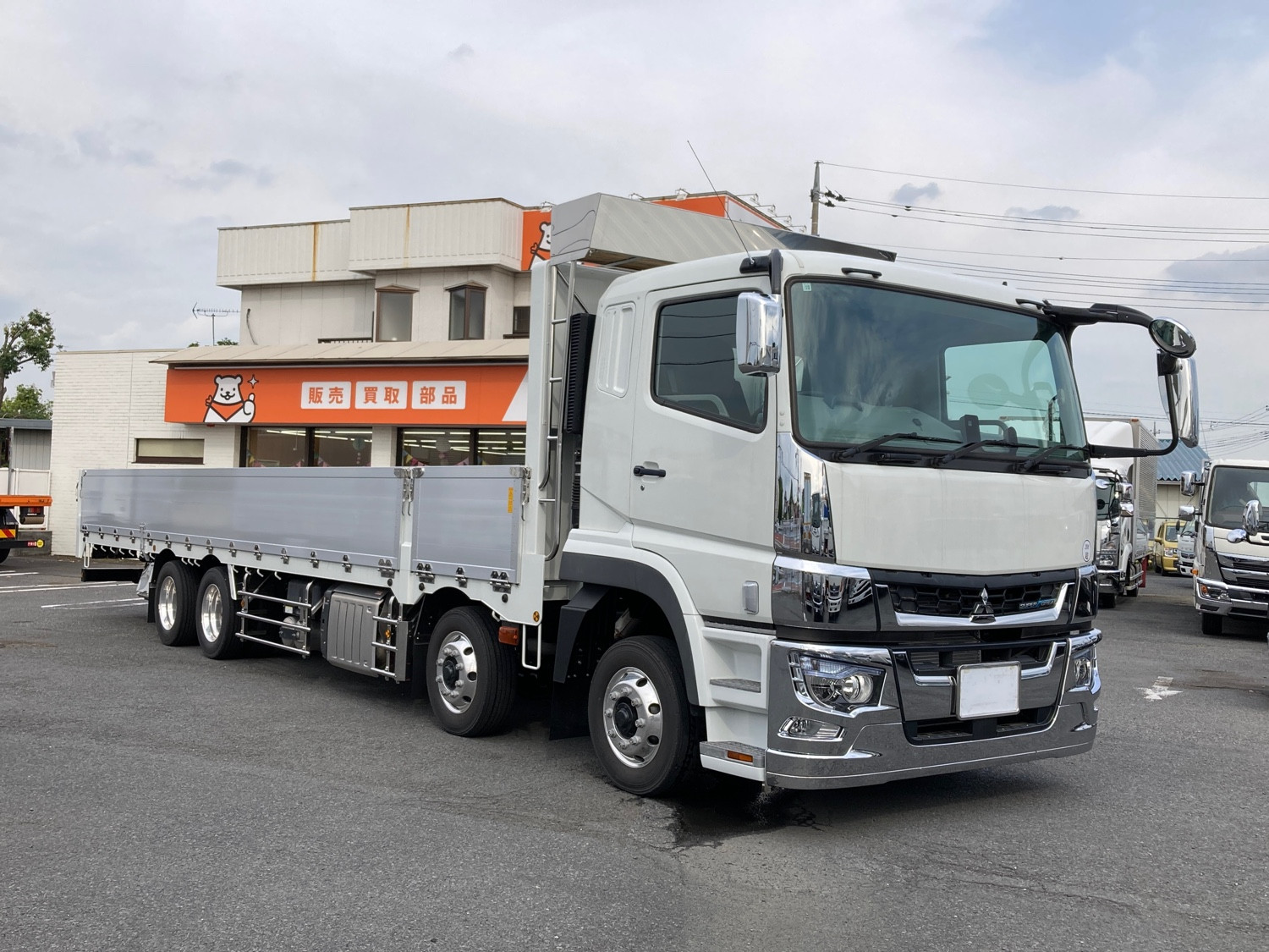 三菱 スーパーグレート 2KG-FS74HZ(8x4)の写真2