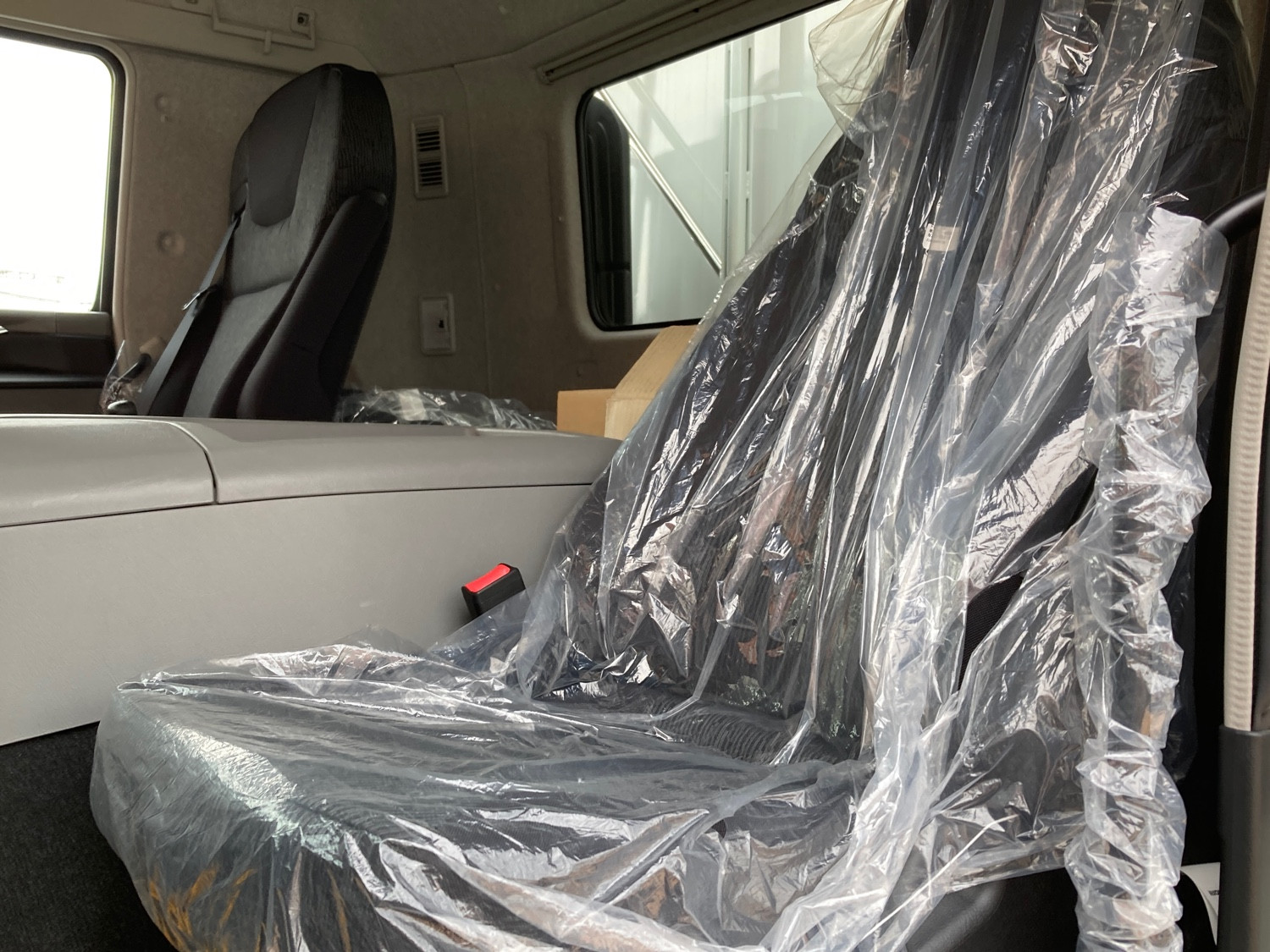 三菱 スーパーグレート 2KG-FS74HZ(8x4)の写真18