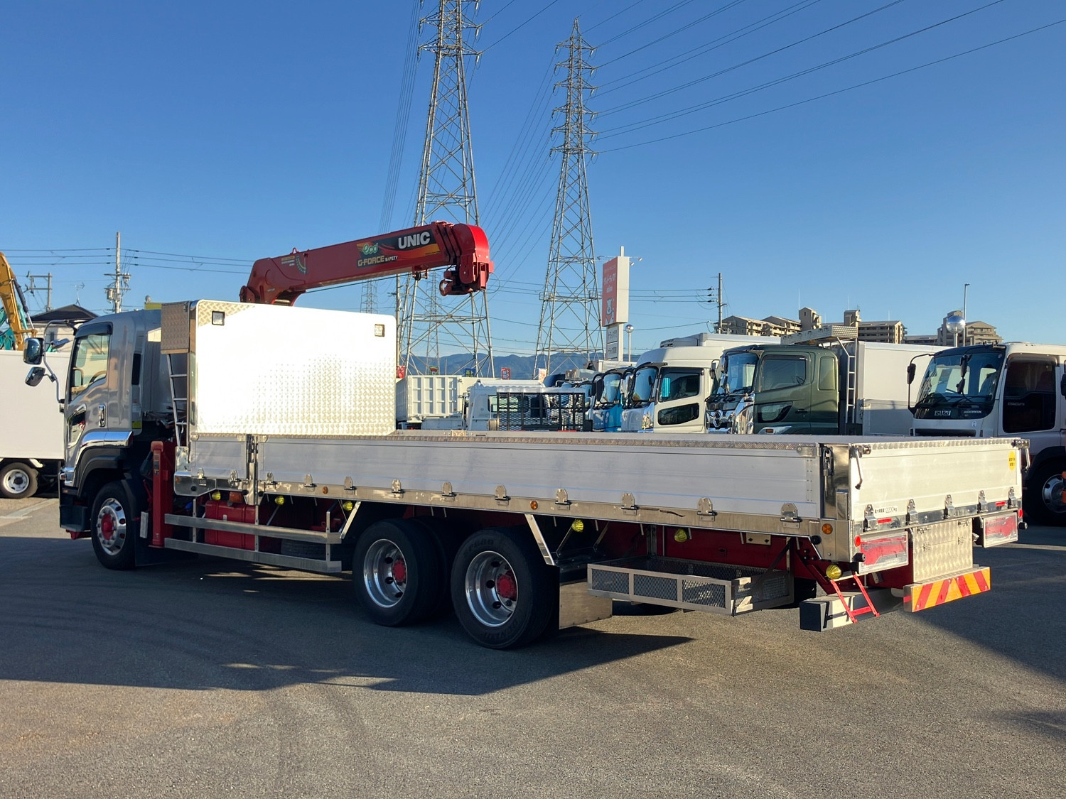 いすゞ フォワード 2KG-FVZ60U2(6x4)の写真4