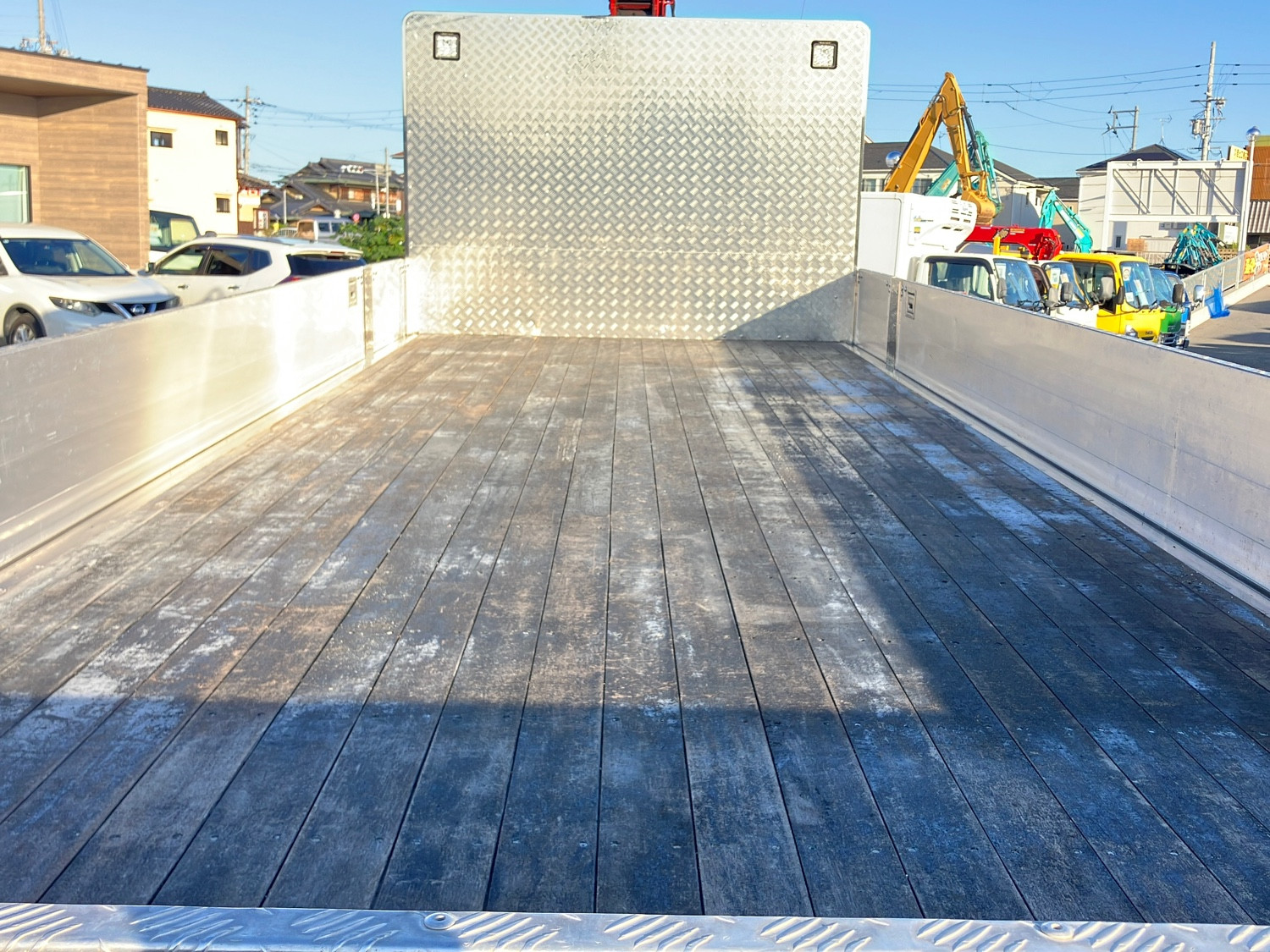 いすゞ フォワード 2KG-FVZ60U2(6x4)の写真7