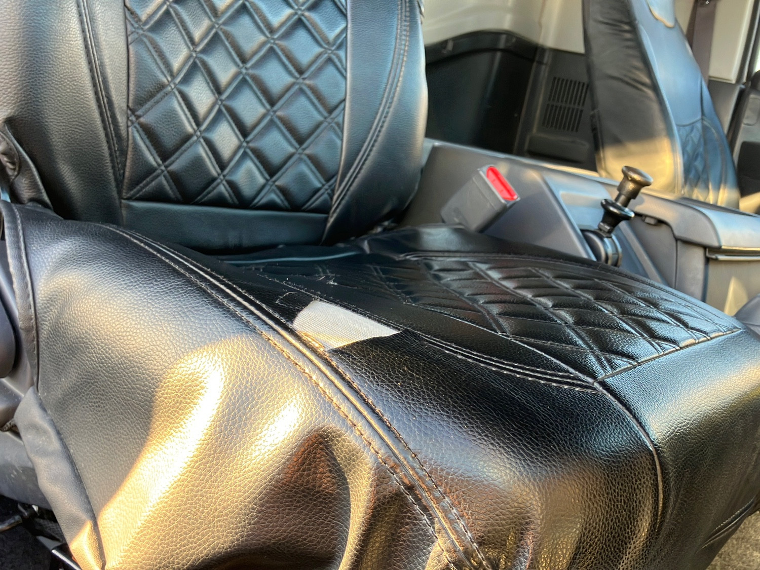 いすゞ フォワード 2KG-FVZ60U2(6x4)の写真19