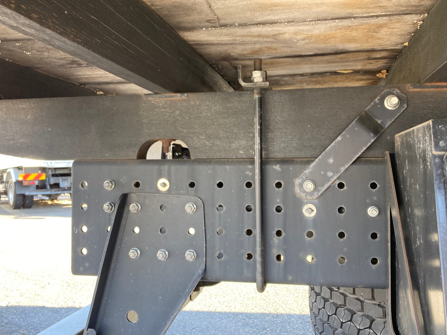 三菱 キャンター 2PG-FED90(2WD)の写真15