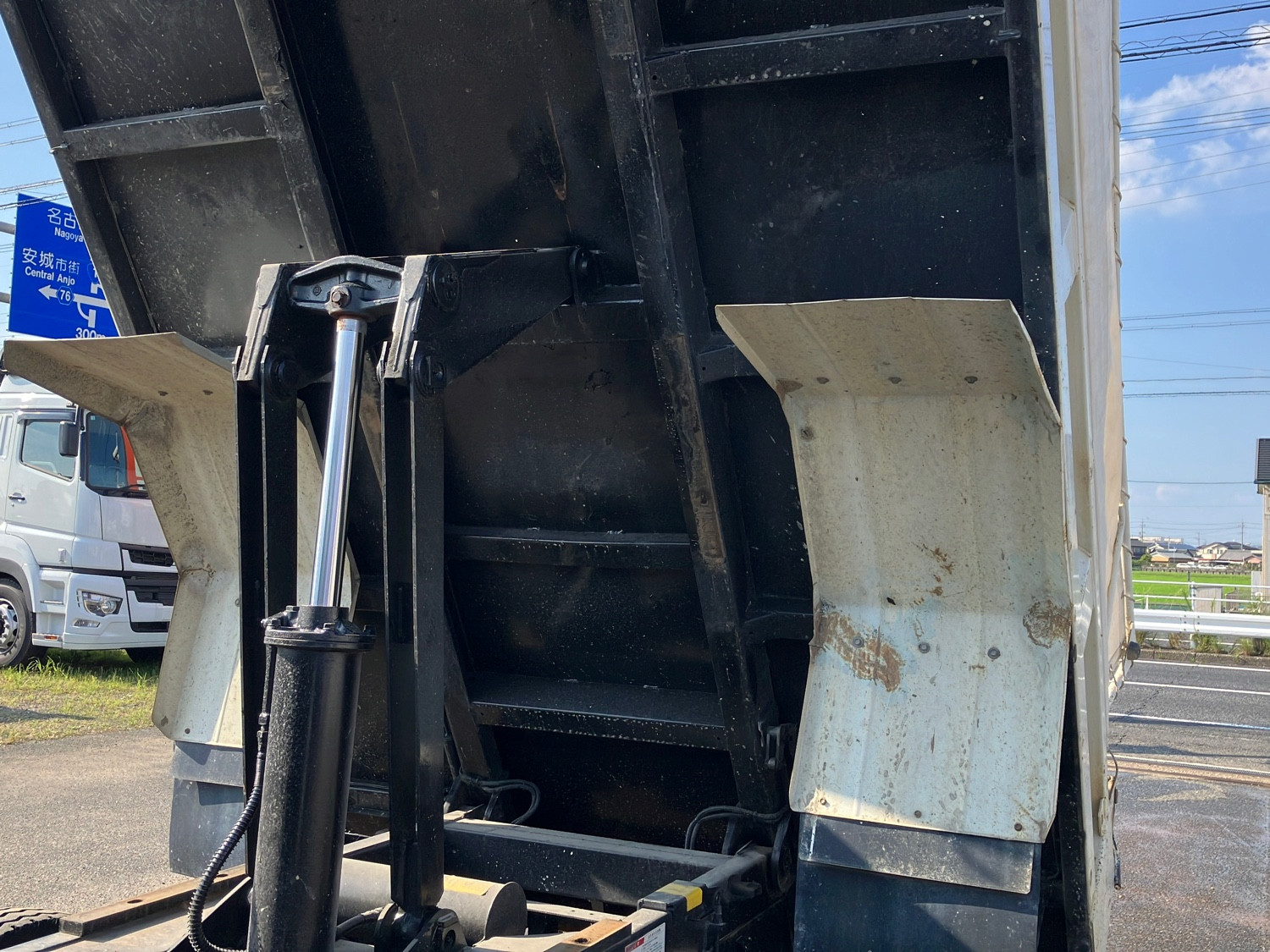 日野 レンジャー TKG-FC9JCAA(2WD)の写真13