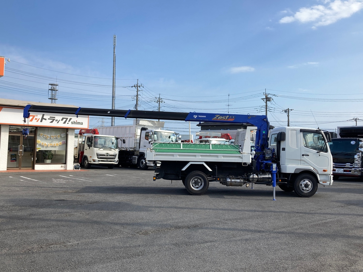 三菱 ファイター 2KG-FK62F(2WD)の写真6