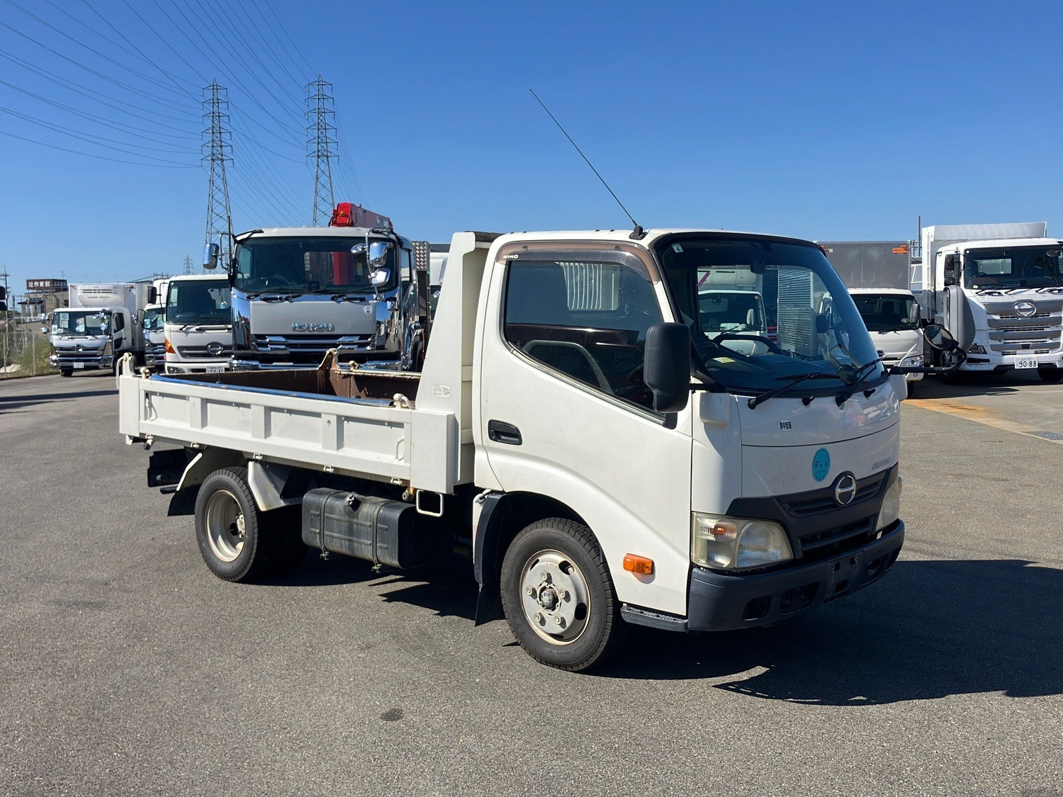 日野 デュトロ TKG-XZC610T(2WD)の写真2