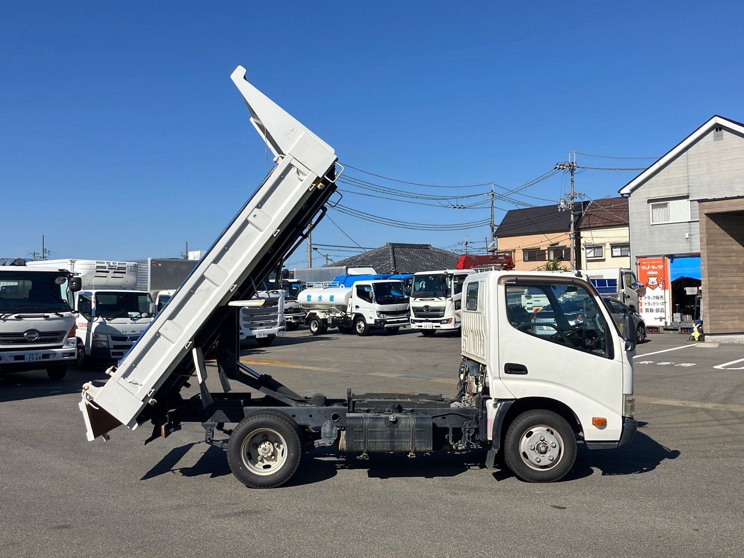 日野 デュトロ TKG-XZC610T(2WD)の写真6