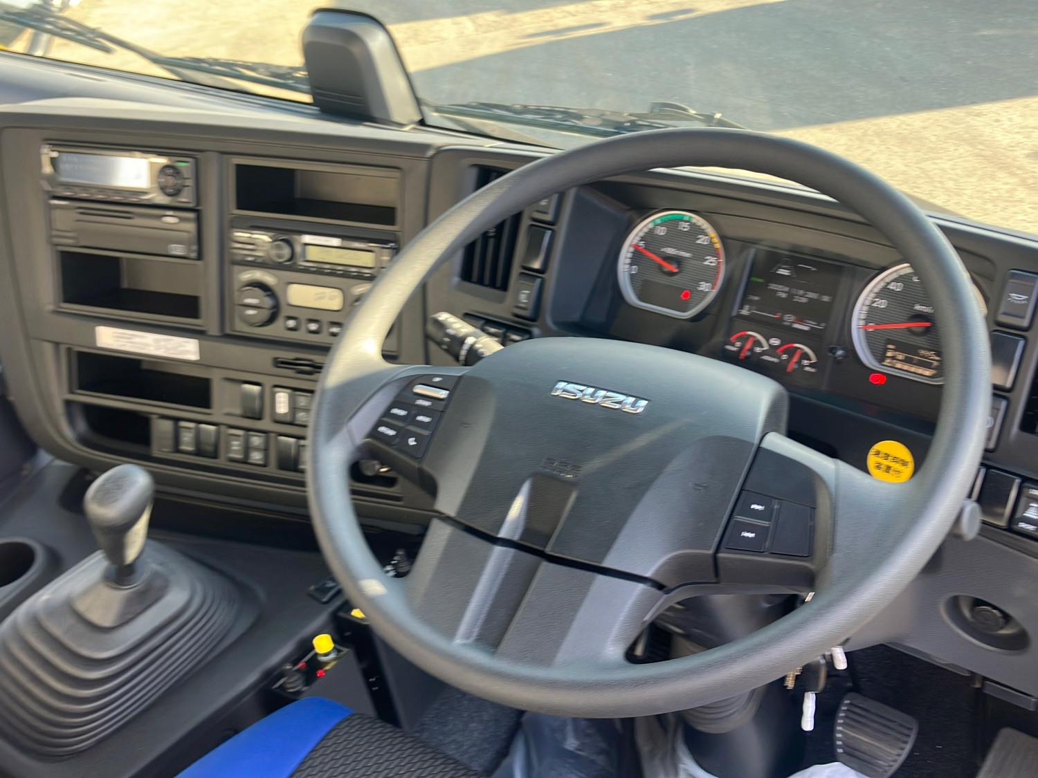 いすゞ ギガ 2PG-CXZ77CT(6x4)の写真21