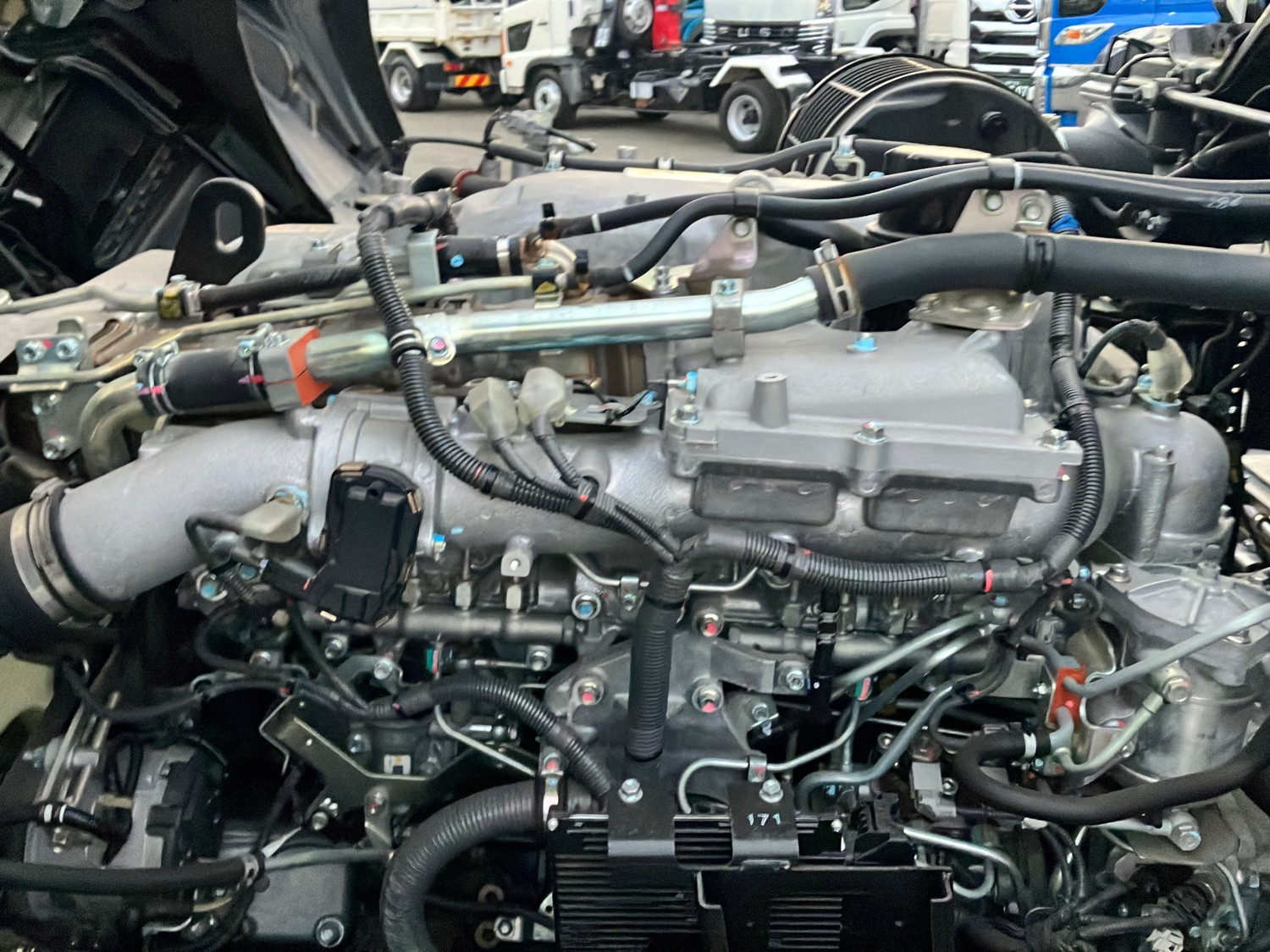 いすゞ ギガ 2PG-CXZ77CT(6x4)の写真17